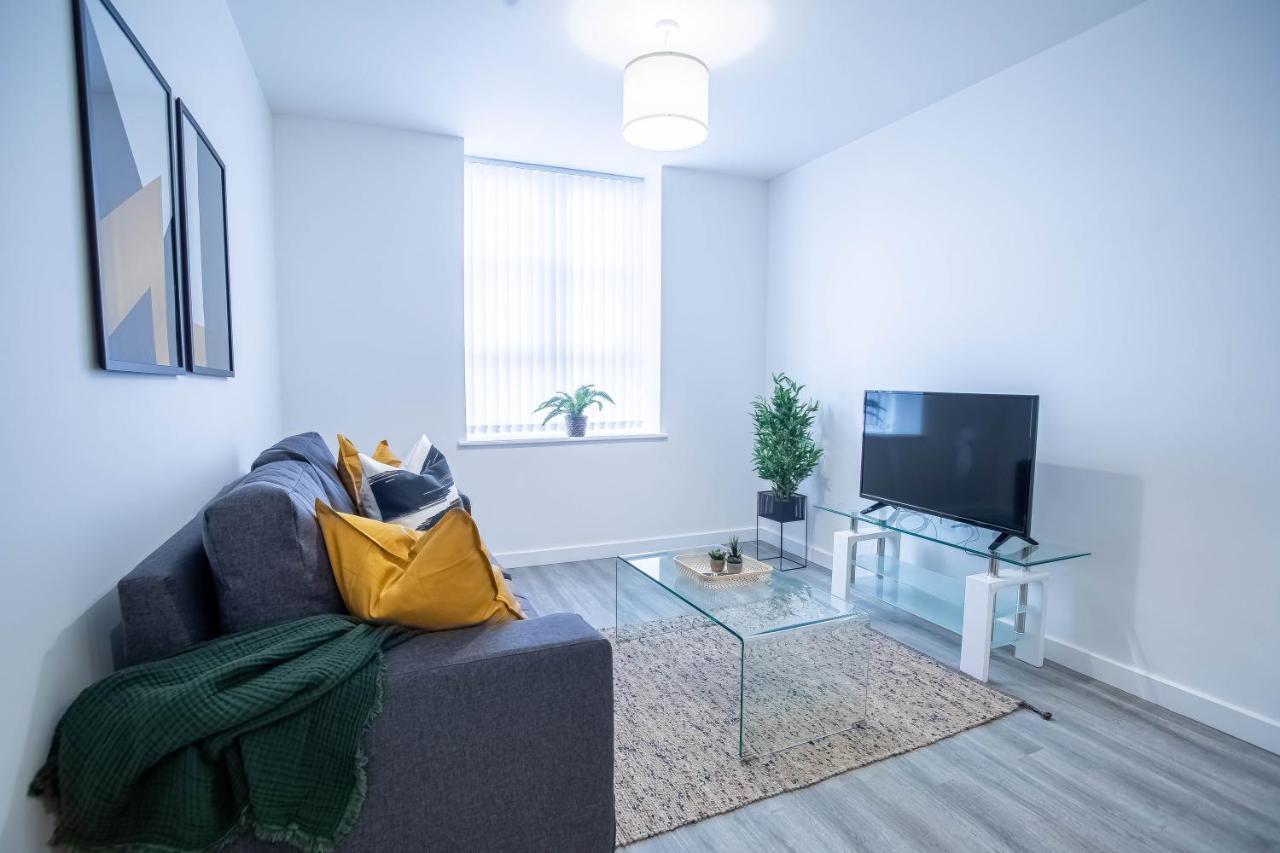 Luxury Apartments Available Next To Train Station - The Wallgate Apartments Wigan - Free Parking מראה חיצוני תמונה